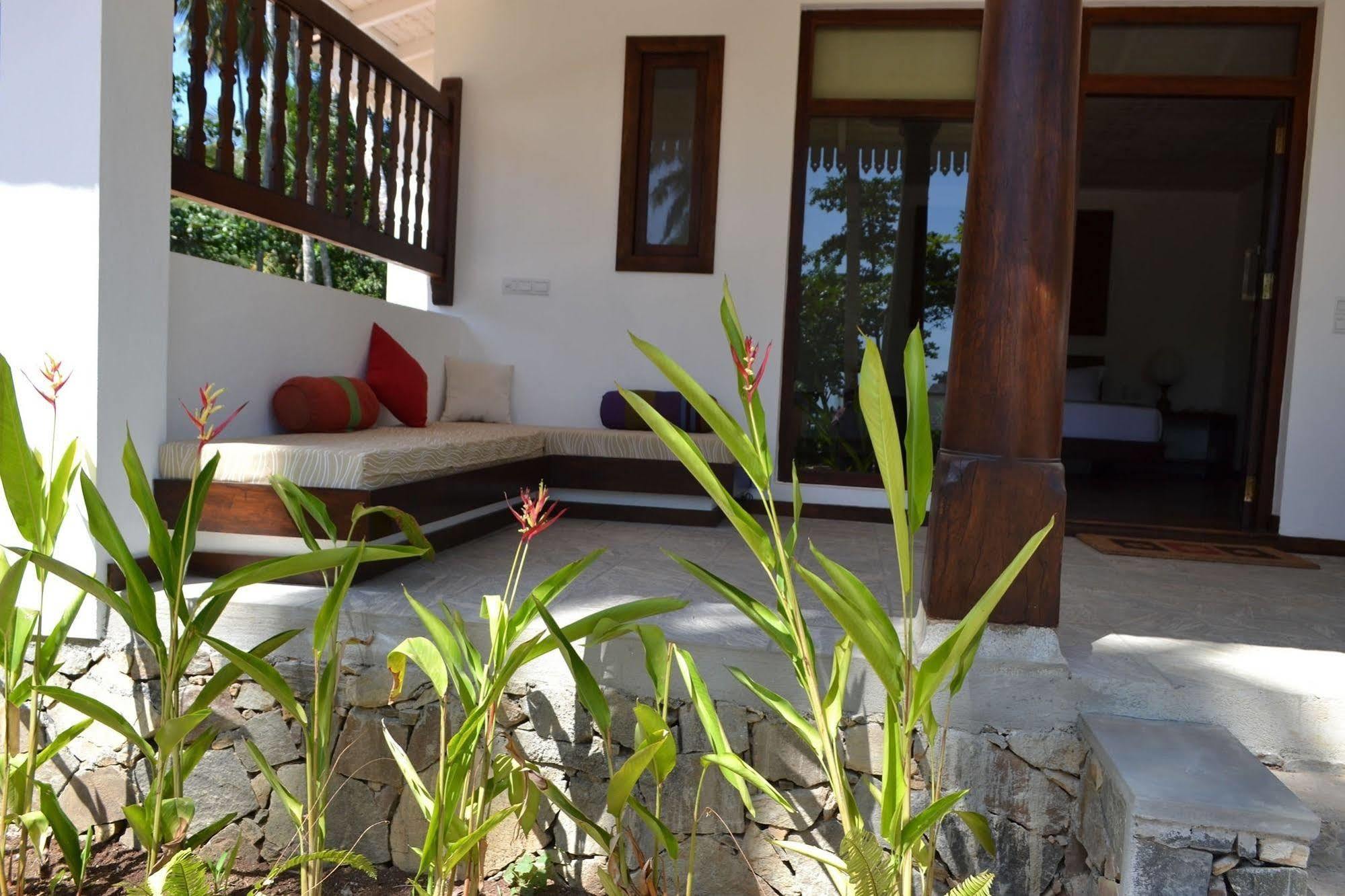 Aga Surf View Hotel แทนกาลเล ภายนอก รูปภาพ