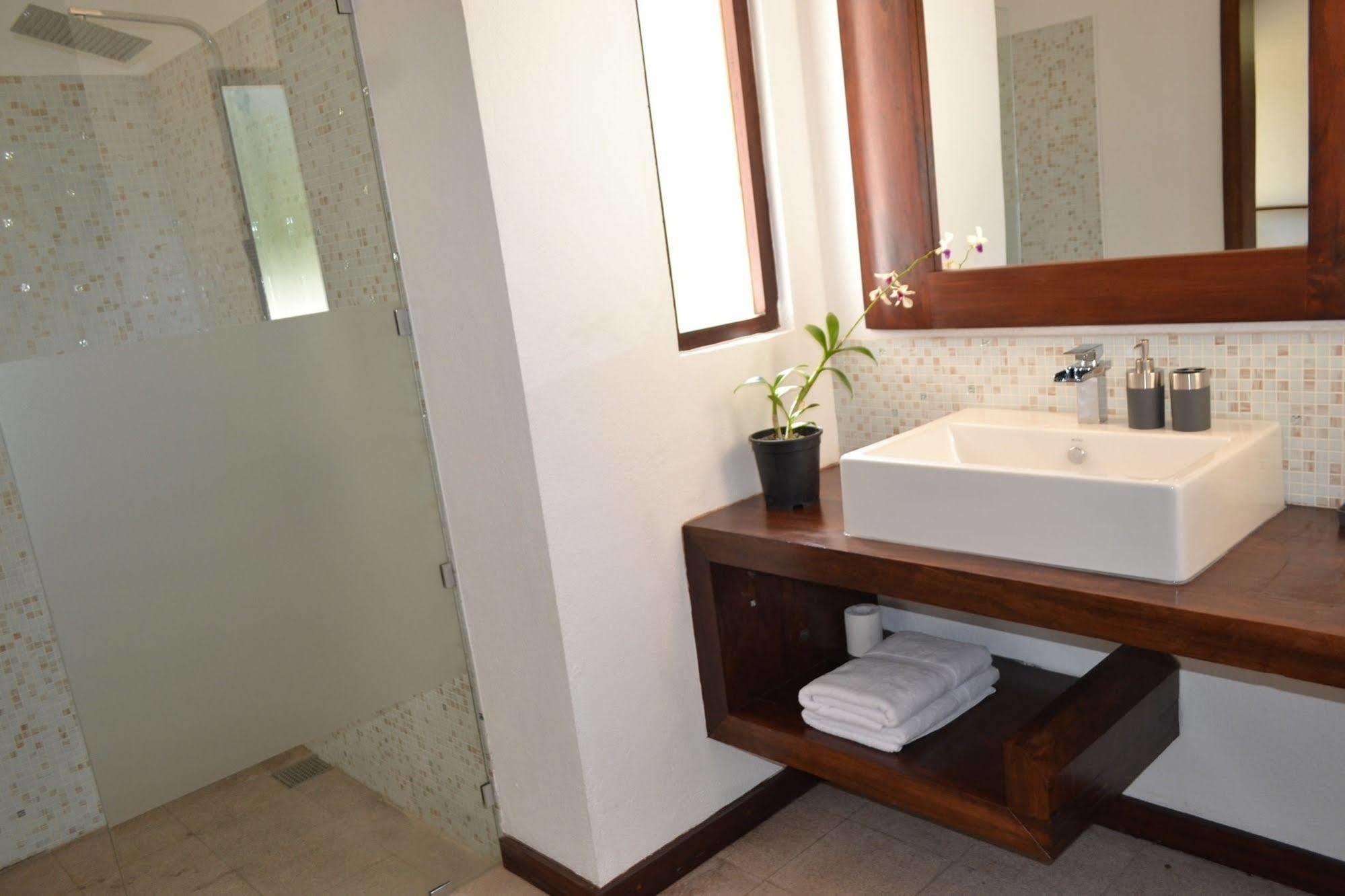 Aga Surf View Hotel แทนกาลเล ภายนอก รูปภาพ